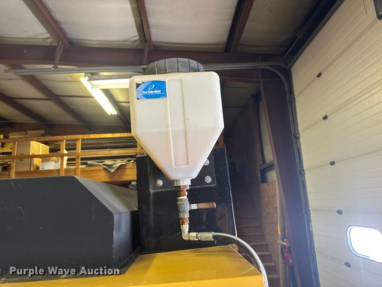 image for item EA2295 2013 Vermeer V800LE-HD vacuum trailer