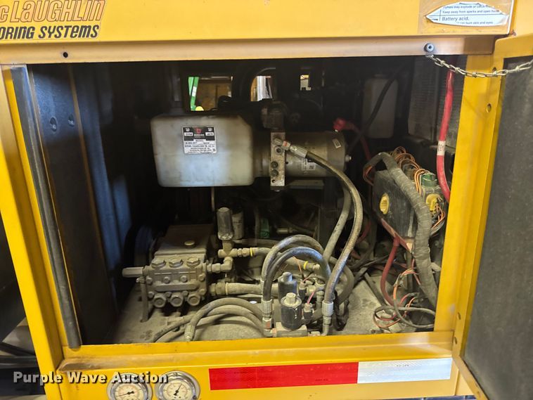 image for item EA2295 2013 Vermeer V800LE-HD vacuum trailer