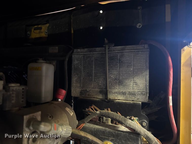 image for item EA2295 2013 Vermeer V800LE-HD vacuum trailer