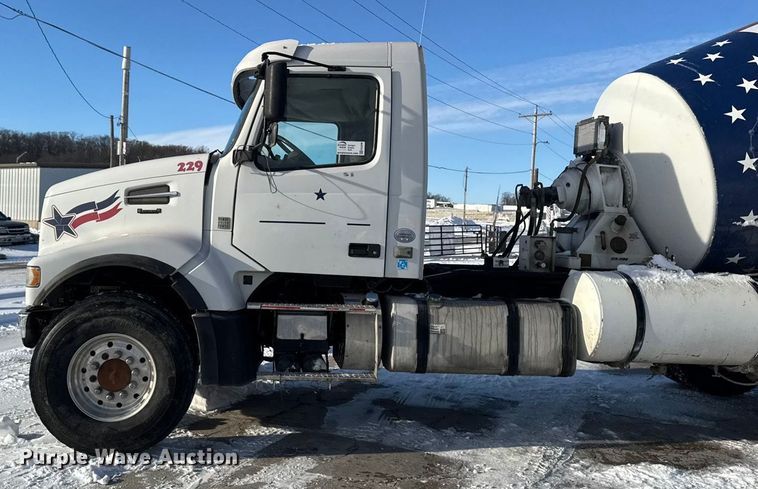 image for item EA2296 2012 Volvo Truck VHD ready mix truck