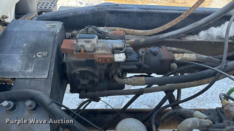 image for item EA2296 2012 Volvo Truck VHD ready mix truck