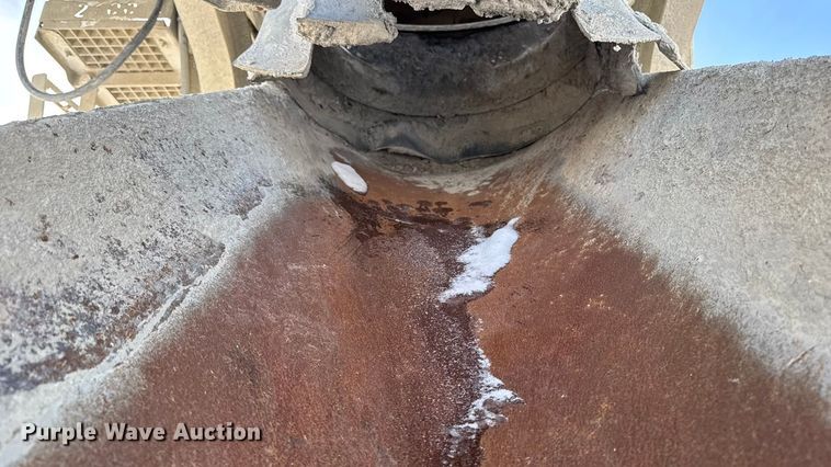 image for item EA2296 2012 Volvo Truck VHD ready mix truck