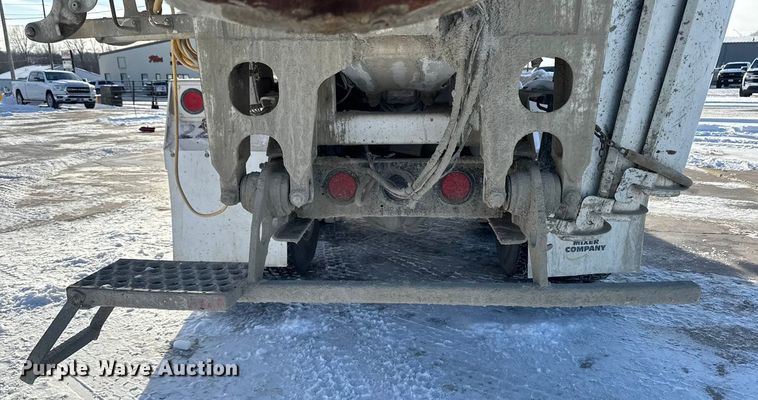 image for item EA2296 2012 Volvo Truck VHD ready mix truck