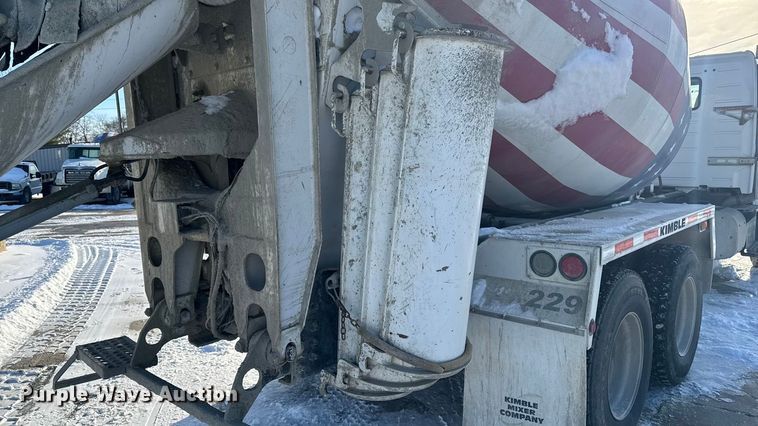 image for item EA2296 2012 Volvo Truck VHD ready mix truck