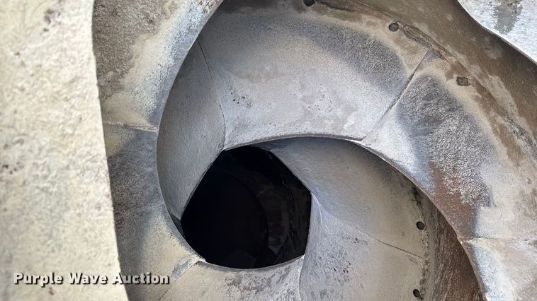 image for item EA2296 2012 Volvo Truck VHD ready mix truck