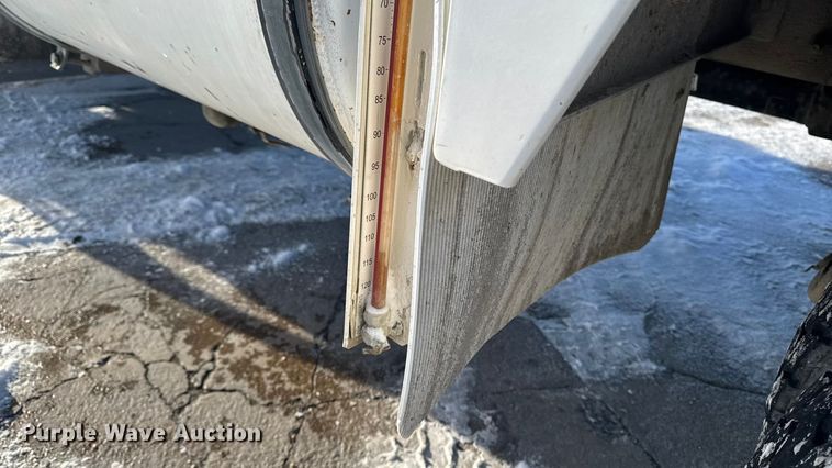 image for item EA2296 2012 Volvo Truck VHD ready mix truck