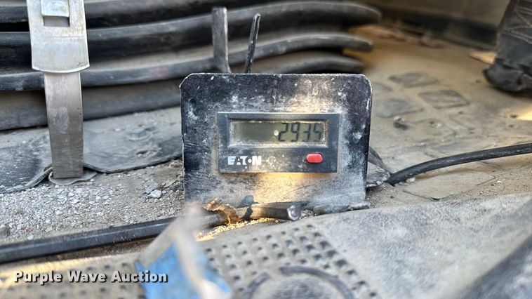 image for item EA2296 2012 Volvo Truck VHD ready mix truck