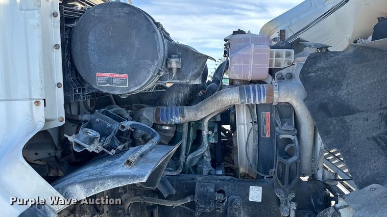 image for item EA2296 2012 Volvo Truck VHD ready mix truck