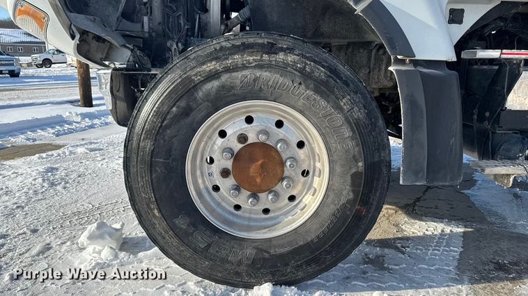 image for item EA2296 2012 Volvo Truck VHD ready mix truck