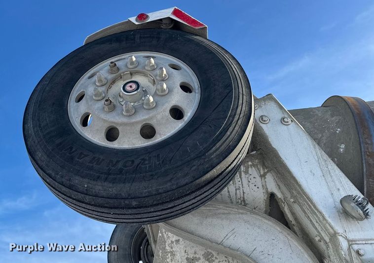 image for item EA2296 2012 Volvo Truck VHD ready mix truck