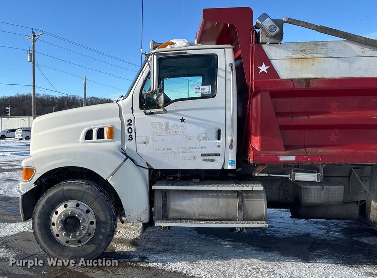image for item EA2297 2001 Sterling Truck L9500 Series dump truck