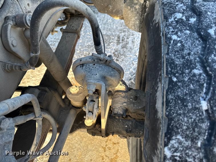 image for item EA2297 2001 Sterling Truck L9500 Series dump truck