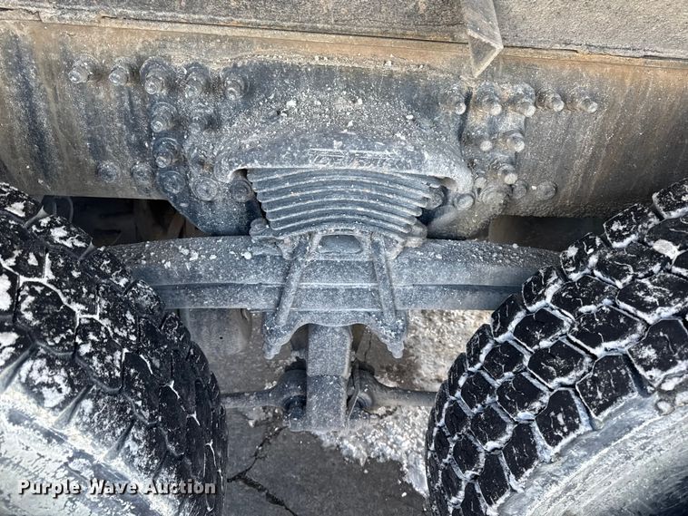 image for item EA2297 2001 Sterling Truck L9500 Series dump truck