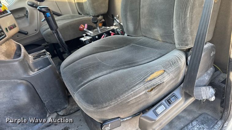 image for item EA2297 2001 Sterling Truck L9500 Series dump truck