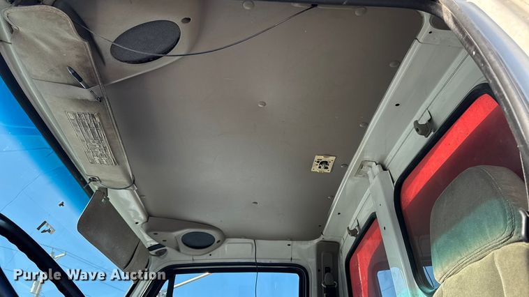 image for item EA2297 2001 Sterling Truck L9500 Series dump truck