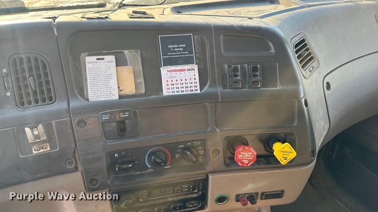 image for item EA2297 2001 Sterling Truck L9500 Series dump truck