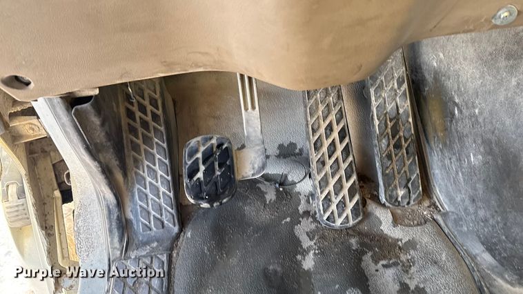 image for item EA2297 2001 Sterling Truck L9500 Series dump truck