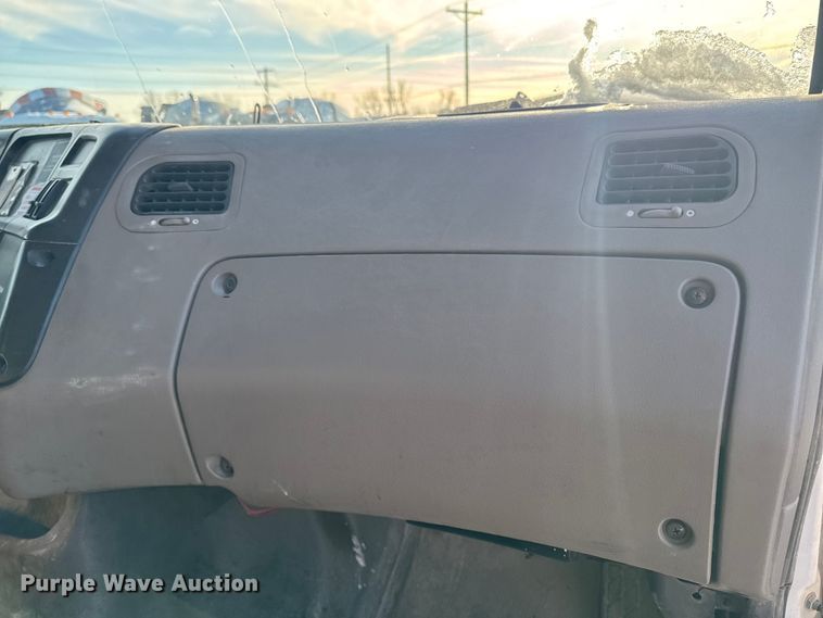 image for item EA2297 2001 Sterling Truck L9500 Series dump truck