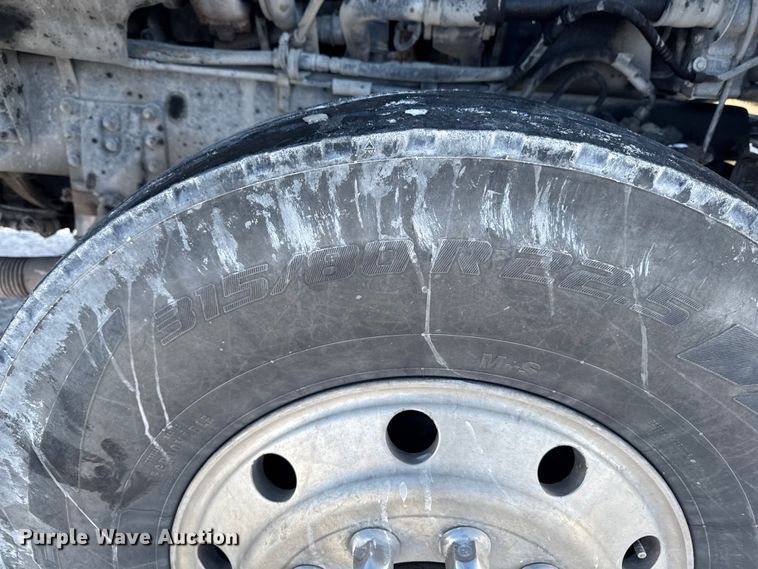 image for item EA2297 2001 Sterling Truck L9500 Series dump truck