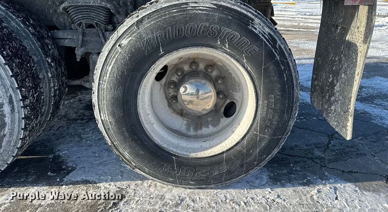 image for item EA2297 2001 Sterling Truck L9500 Series dump truck