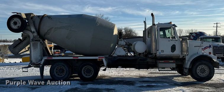 image for item EA2299 2006 Western Star 4900 ready mix truck