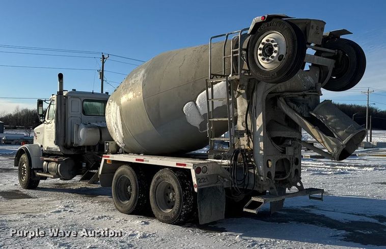 image for item EA2299 2006 Western Star 4900 ready mix truck