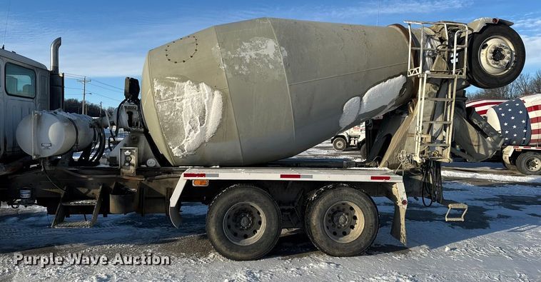 image for item EA2299 2006 Western Star 4900 ready mix truck