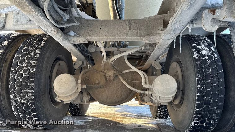 image for item EA2299 2006 Western Star 4900 ready mix truck