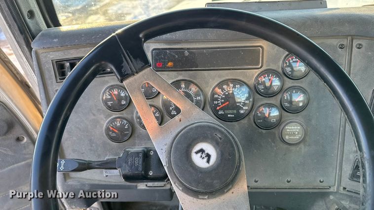 image for item EA2299 2006 Western Star 4900 ready mix truck