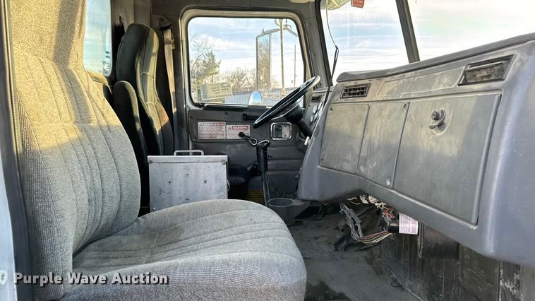 image for item EA2299 2006 Western Star 4900 ready mix truck