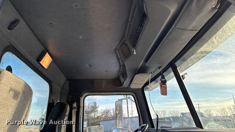 image for item EA2299 2006 Western Star 4900 ready mix truck