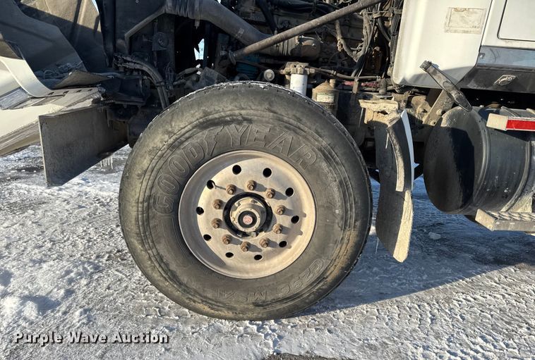 image for item EA2299 2006 Western Star 4900 ready mix truck