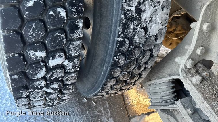 image for item EA2299 2006 Western Star 4900 ready mix truck