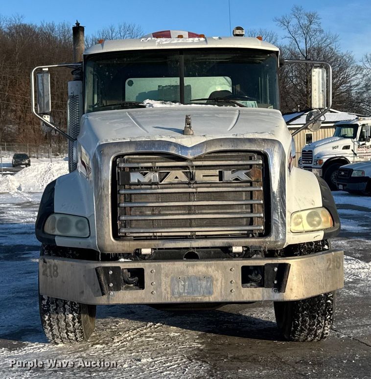 image for item EA2300 2007 Mack CT Granite ready mix truck
