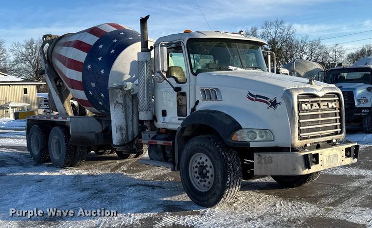 image for item EA2300 2007 Mack CT Granite ready mix truck