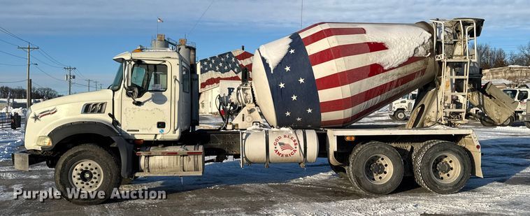 image for item EA2300 2007 Mack CT Granite ready mix truck