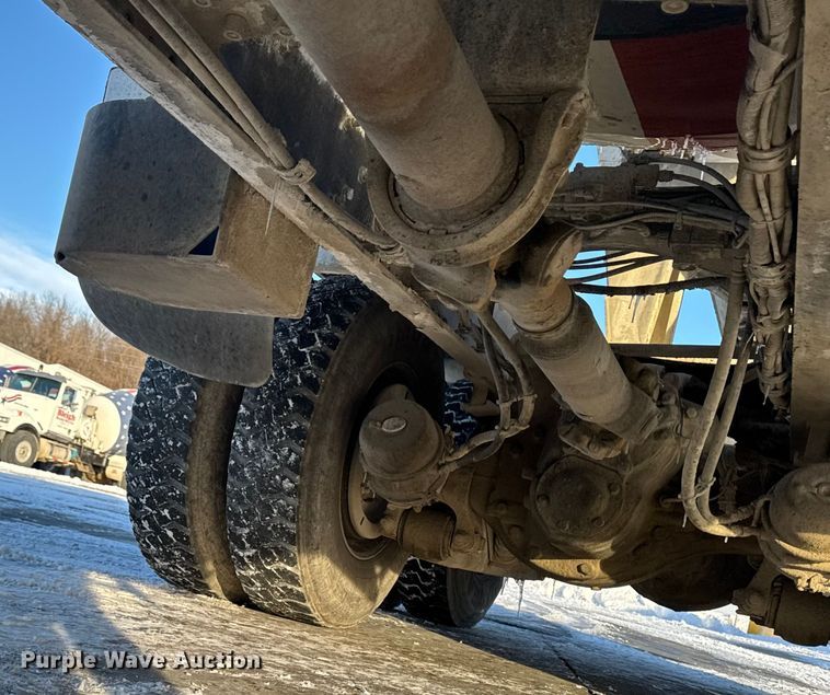 image for item EA2300 2007 Mack CT Granite ready mix truck