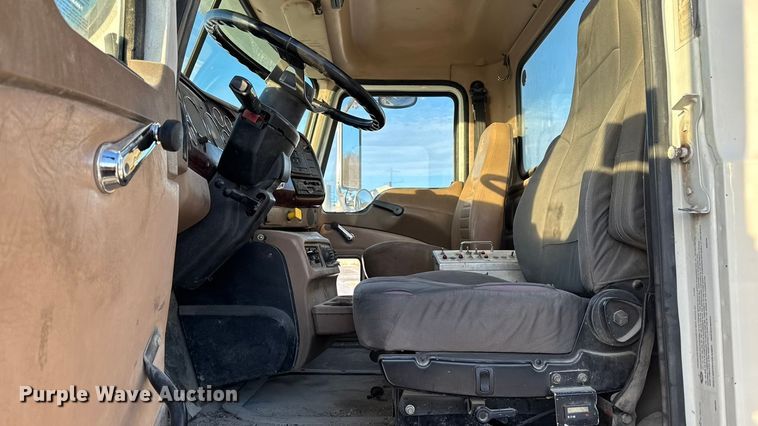 image for item EA2300 2007 Mack CT Granite ready mix truck