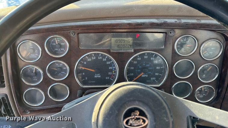 image for item EA2300 2007 Mack CT Granite ready mix truck