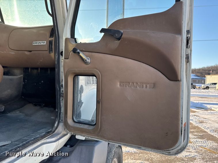 image for item EA2300 2007 Mack CT Granite ready mix truck