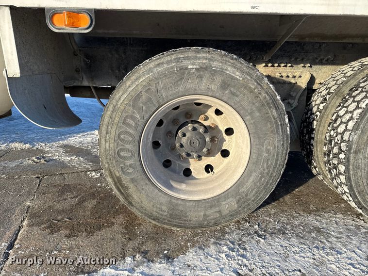 image for item EA2300 2007 Mack CT Granite ready mix truck