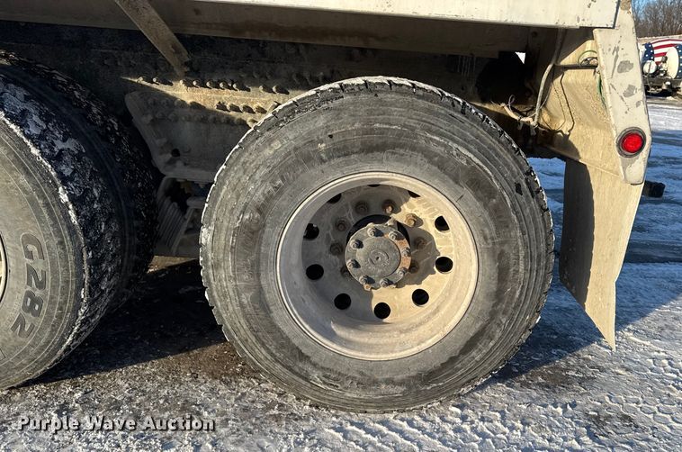 image for item EA2300 2007 Mack CT Granite ready mix truck