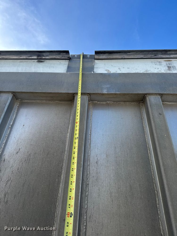 image for item EA2302 2001 Fruehuaf end dump trailer