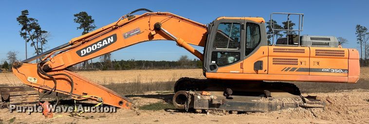 image for item EA7193 2012 Doosan DX350LC-3 excavator