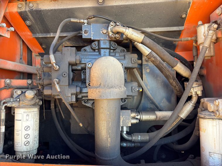 image for item EA7193 2012 Doosan DX350LC-3 excavator