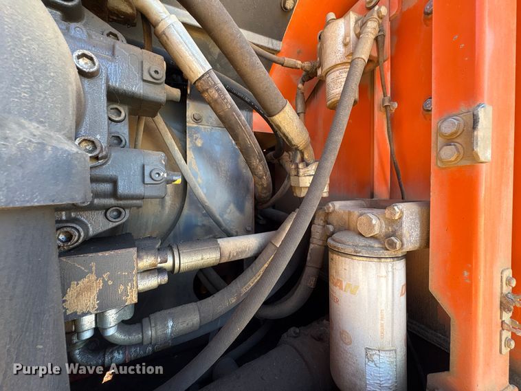 image for item EA7193 2012 Doosan DX350LC-3 excavator