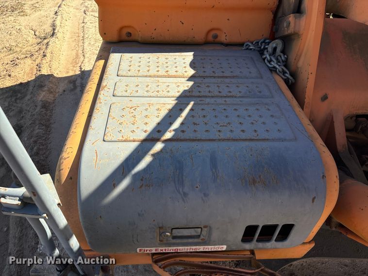 image for item EA7193 2012 Doosan DX350LC-3 excavator