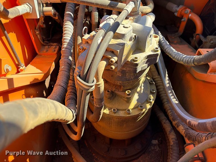 image for item EA7193 2012 Doosan DX350LC-3 excavator