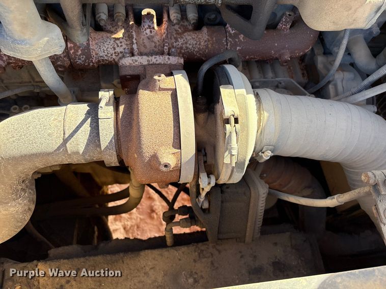 image for item EA7193 2012 Doosan DX350LC-3 excavator