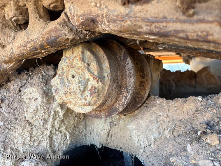 image for item EA7193 2012 Doosan DX350LC-3 excavator